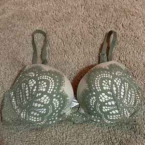 Victoria’s Secret Dream Angels Push Up Bra